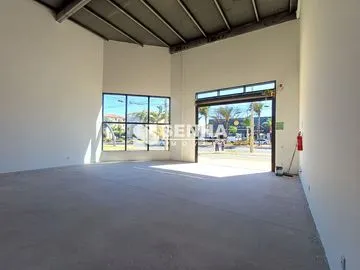 Comercial para alugar no Novo Mundo imagem 1
