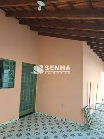 Casa para vender no Santa Rosa imagem 1