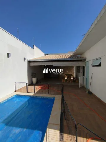 Casa para vender no Novo Mundo imagem 1