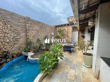 Casa para vender no Aclimacao imagem 1