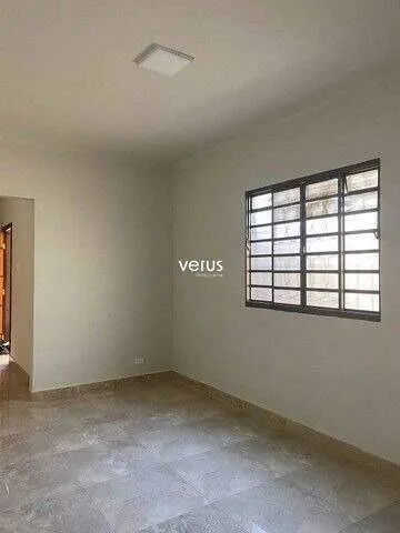 Casa para vender no Jardim Patricia imagem 1