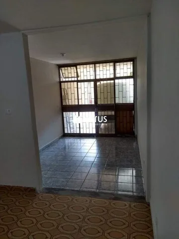 Casa para vender no Osvaldo Rezende imagem 1