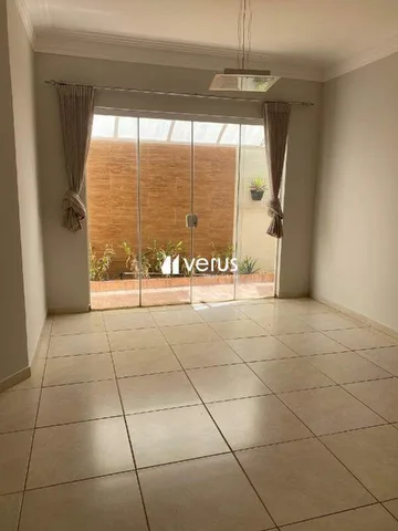 Casa Em Condomínio para alugar no Jardim Inconfidencia imagem 1