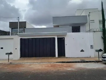 Casa para vender no Jardim Botanico imagem 1