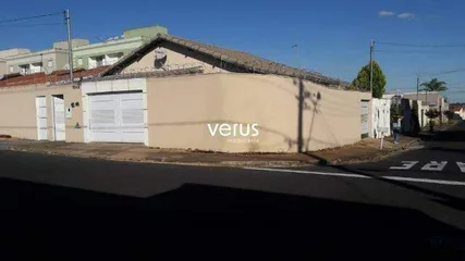 Casa para vender no Jardim Holanda imagem 1