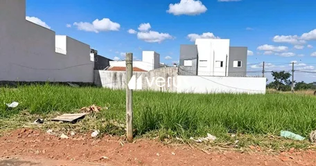 Terreno Em Condomínio para vender no Laranjeiras imagem 1