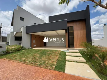 Casa Em Condomínio para vender no Cond. Raros Alto Umuarama imagem 1