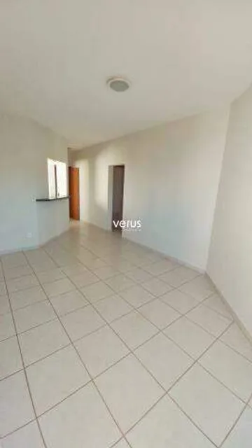 Apartamento para vender no Santa Monica imagem 1
