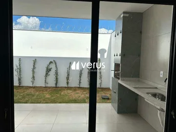 Casa para vender no Novo Mundo imagem 1