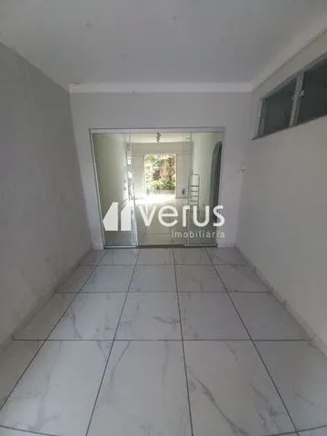 Casa Comercial para alugar no Saraiva imagem 1
