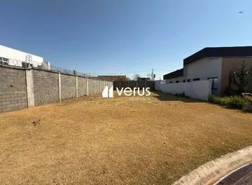 Terreno Em Condomínio para vender no Novo Mundo imagem 1
