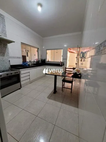 Casa para vender no Santa Monica imagem 1