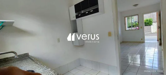 Casa Em Condomínio para vender no Jardim Karaiba imagem 1