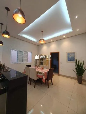 Casa para alugar no Santa Monica imagem 1