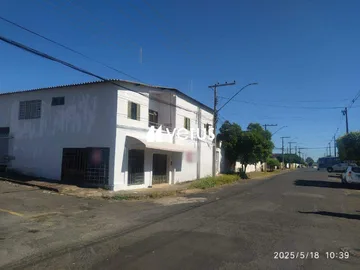 Casa Comercial para vender no Luizote De Freitas imagem 1