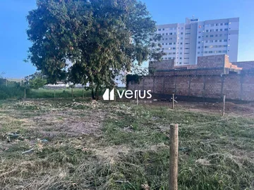 Terreno para vender no Jardim Canaa imagem 1
