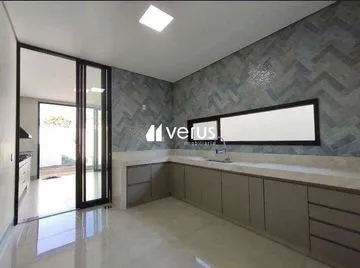 Casa Em Condomínio para alugar no Laranjeiras imagem 1