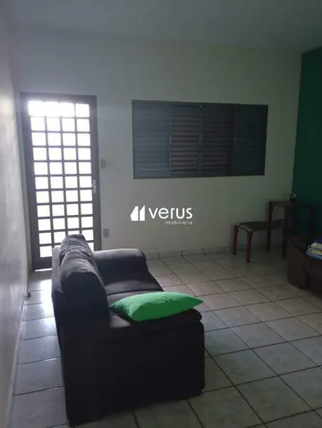 Casa para vender no Jardim Das Palmeiras imagem 1