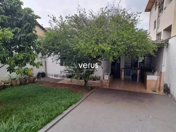 Casa para vender no Centro imagem 1