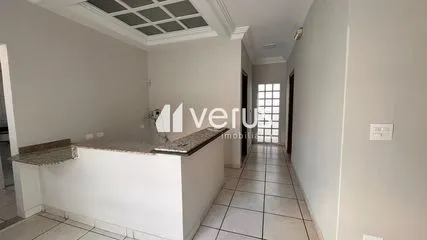Casa Comercial para alugar no Martins imagem 1