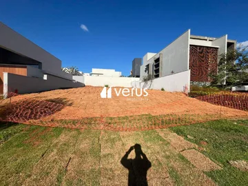 Terreno Em Condomínio para vender no Granja Marileusa imagem 1