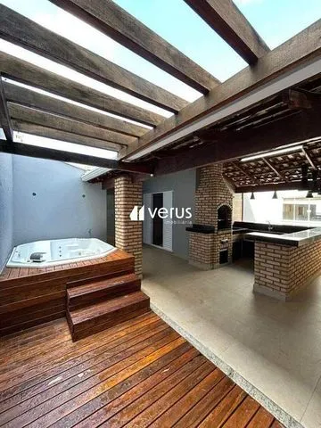 Casa Em Condomínio para vender no Jardim Holanda imagem 1