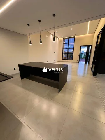 Casa Em Condomínio para vender no Loteamento Portal Do Vale Ii imagem 1