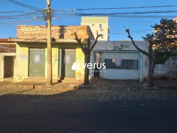 Terreno Em Condomínio para vender no Santa Monica imagem 1