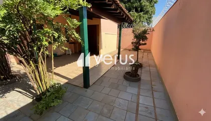Casa para alugar no Santa Monica imagem 1