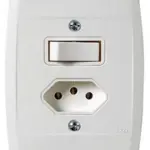 Interruptor Simples 10A + Tomada  2P+T 20A 250V~ C/Placa Branco Pezzi