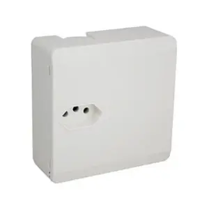 Caixa Disjuntora C/Tomada  2P+T 20A 250V~ S/Disjuntor Branca Pezzi