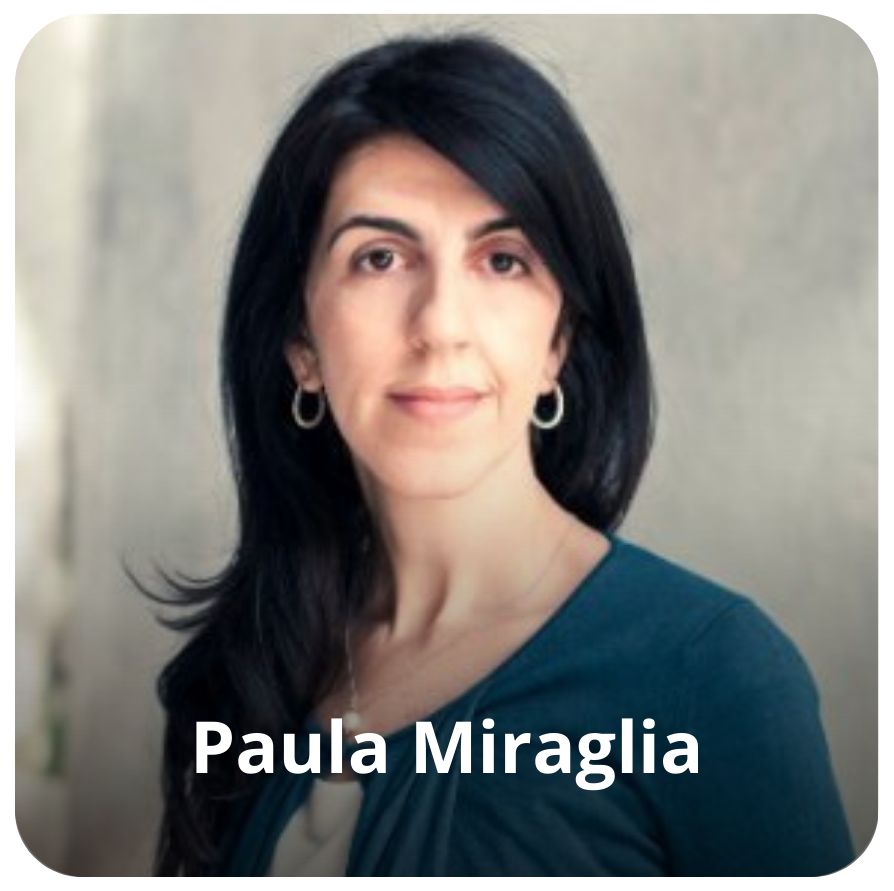 Paula Miraglia &eacute; uma mulher branca, de cabelos longos, lisos e preto. Usa brinco em formato arredondado nas orelhas e veste uma camiseta verde. 