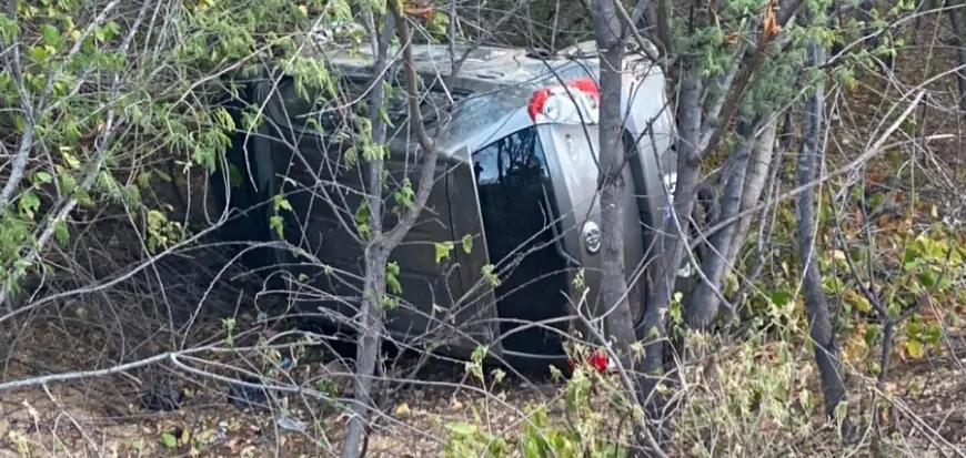 Acidente na PI-243 deixa empresário ferido após carro despencar em abismo
