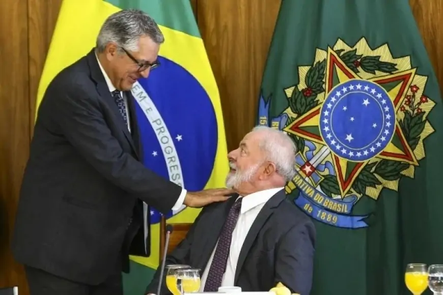 Governo lança programa para reduzir filas de espera por especialistas no SUS