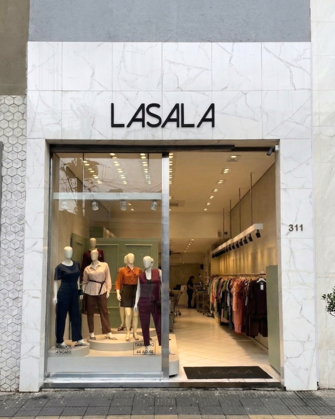 Fachada da loja Brás