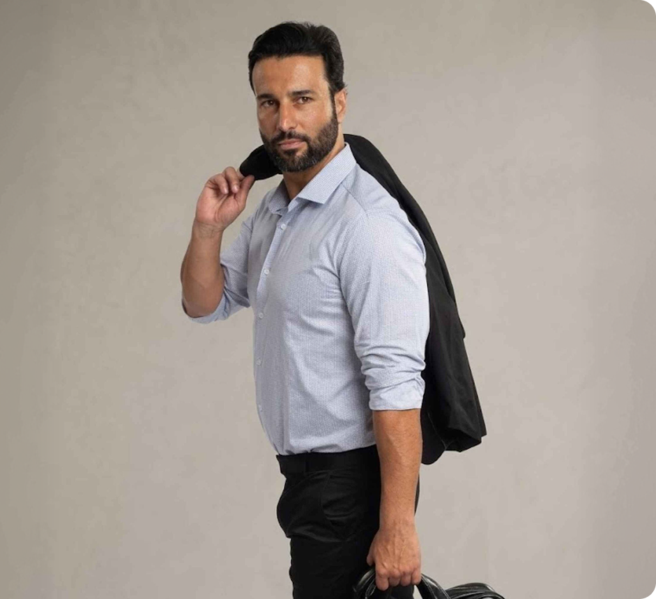 Homem elegante vestindo Dilomon