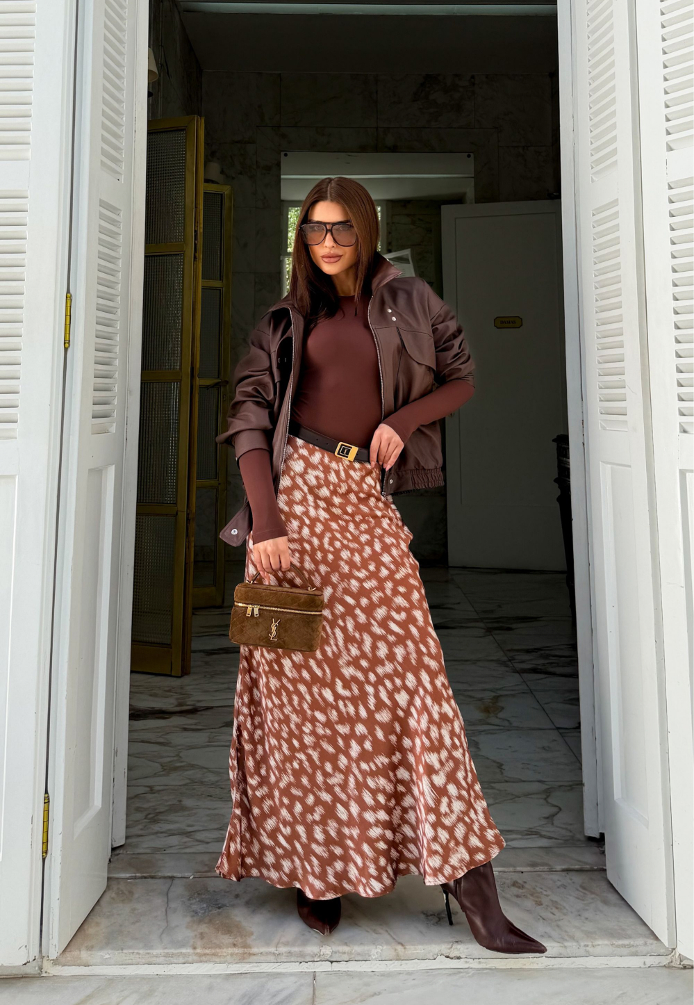 Model in pattern skirt