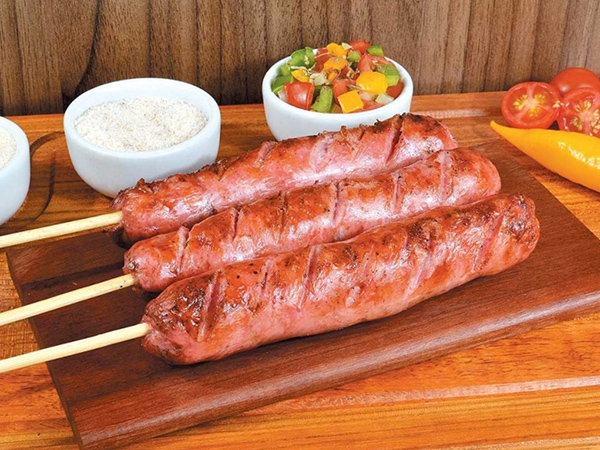 Espetinho de linguiça