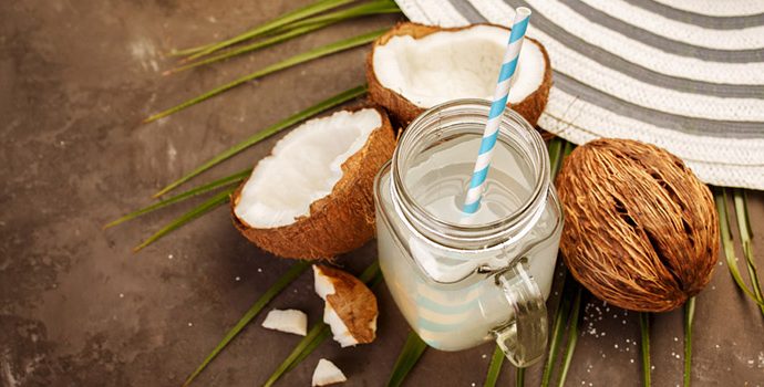 Água de coco: um alerta aos atletas