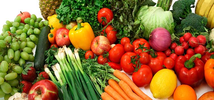 Alimentação nas diferentes fases da vida de uma mulher