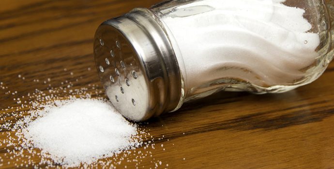 Assunto que tem gerado certa polêmica na área da educação física, o uso do sal em provas longas tem sido cada vez mais comum entre os atletas.