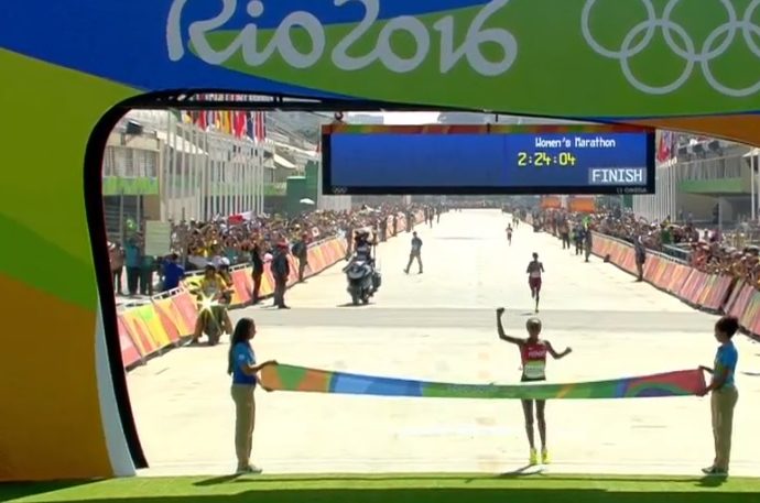 Queniana fica com o ouro na maratona