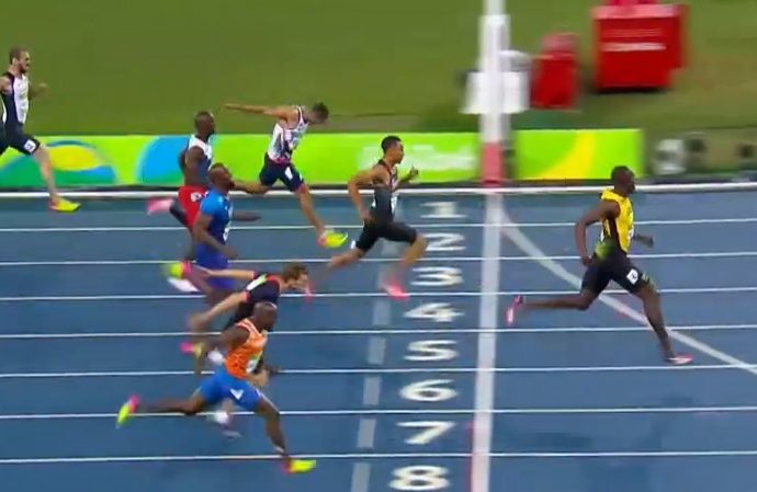 Usain Bolt conquista o tri nos 200 metros
