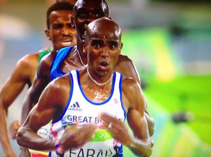 Mo Farah unifica ouros dos 5.000m e 10.000m
