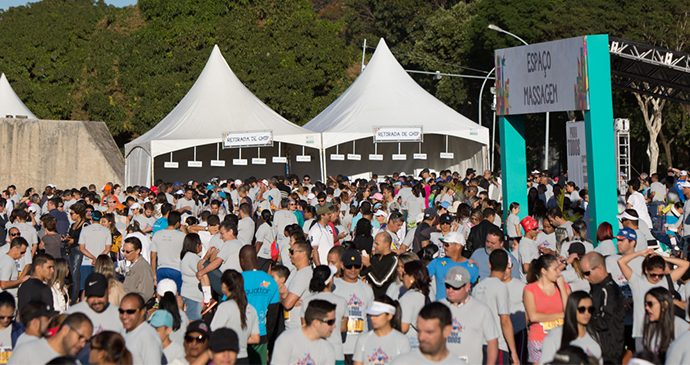 Neste domingo, 18, aconteceu o Circuito ParaTodos em Brasília, no Eixo Sul. A prova reuniu milhares de pessoas na caminhada de 3km e na corrida de 5km