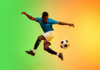 9 benefícios do futebol para a saúde e os riscos do esporte