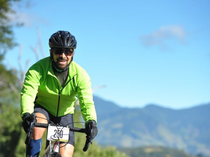 COPA VO2: Como subir montanha no ciclismo sem quebrar?