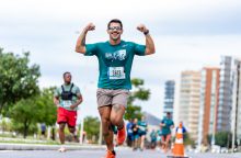 Tênis, roupas e acessórios: o que você realmente precisa para começar a correr?