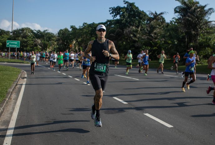 Corrida da Virada: vantagens e desafios de correr ao amanhecer