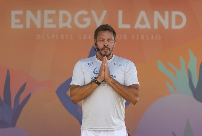 Corrida e yoga: a combinação que pode transformar sua rotina de treinos